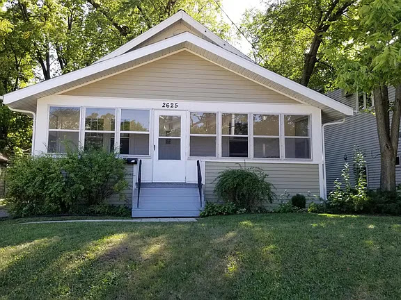 2625 University Avenue